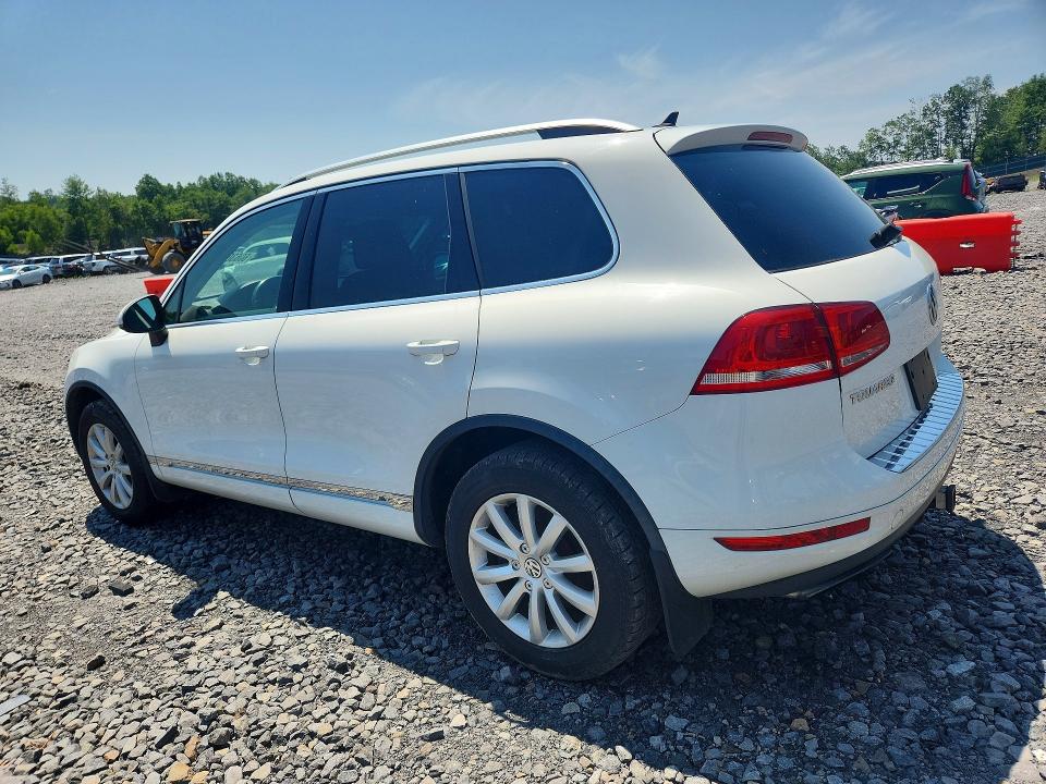 2012 Volkswagen Touareg VIN WVGEF9BP8CD010707 COPART salvage auction — MINOR DENT/SCRATCHES, Pa - Cert Of Title (P), sold $3,500 on 2026-07-28 (photo 2)