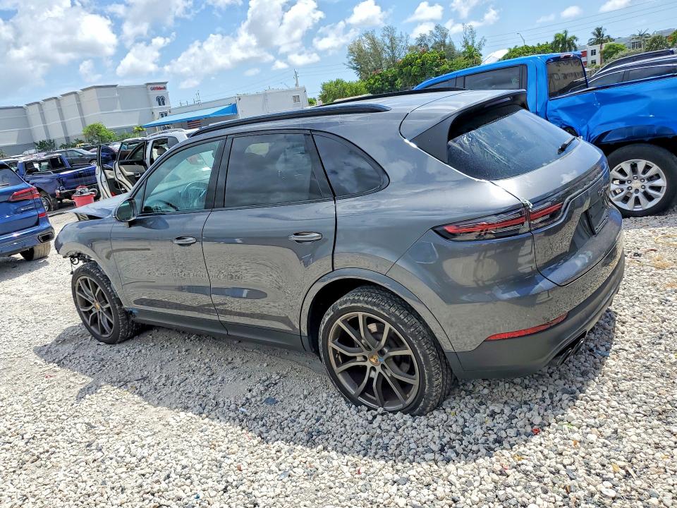 2022 Porsche Cayenne VIN WP1AA2AY4NDA04083 COPART salvage auction — FRONT END, Fl - Cert Of Title Slvg Rebuildable, sold $11,600 on 2026-08-21 (photo 2)