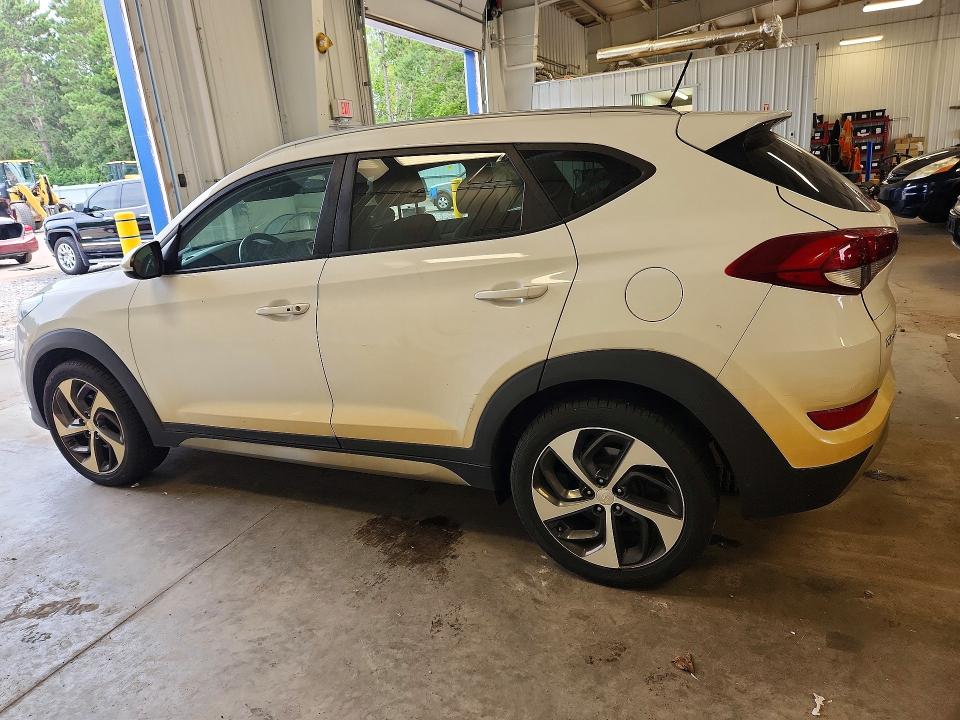 2017 Hyundai Tucson VIN KM8J3CA25HU281886 COPART salvage auction — MECHANICAL, Mn - Certificate Of Title, sold $225 on 2026-07-28 (photo 2)