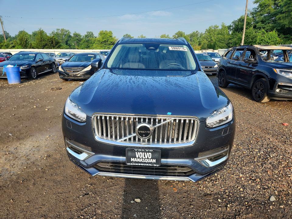 2023 Volvo Xc90 VIN YV4L12PN1P1983554 COPART salvage auction — SIDE, Fl - Cert Of Title Slvg Rebuildable, sold $18,100 on 2026-08-17 (photo 5)