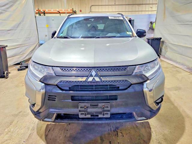 2020 Mitsubishi Outlander VIN JA4AZ3A32LZ040708 COPART salvage auction — MINOR DENT/SCRATCHES, Nh - Certificate Of Title, sold $400 on 2026-07-23 (photo 5)