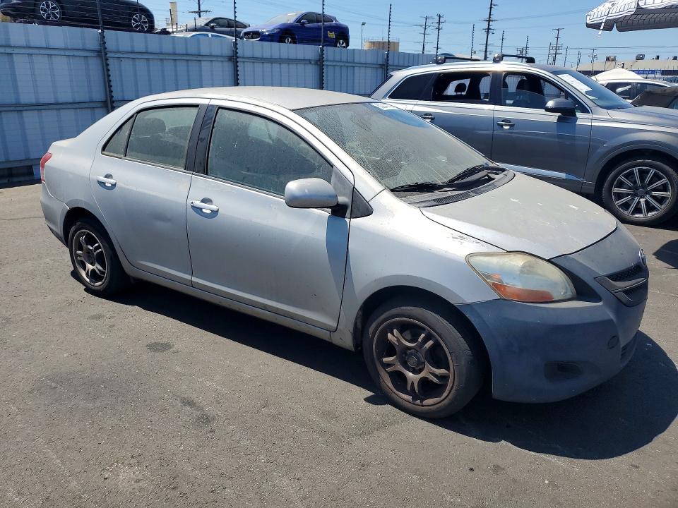 2007 Toyota Yaris VIN JTDBT923274000046 COPART salvage auction — MECHANICAL, CA - DIS/DLR/EXP ONLY CLEAN TITLE, sold $625 on 2026-07-29 (photo 4)