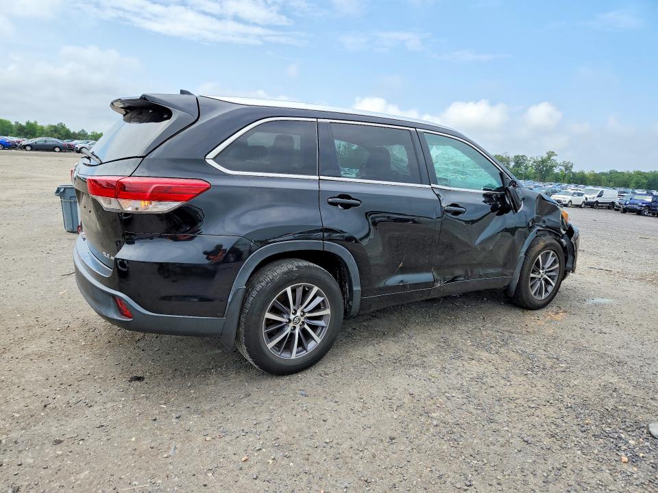 2018 Toyota Highlander VIN 5TDJZRFHXJS839776 COPART salvage auction — FRONT END, Va - Cert Of Title - Salvage, sold $9,400 on 2026-07-29 (photo 3)