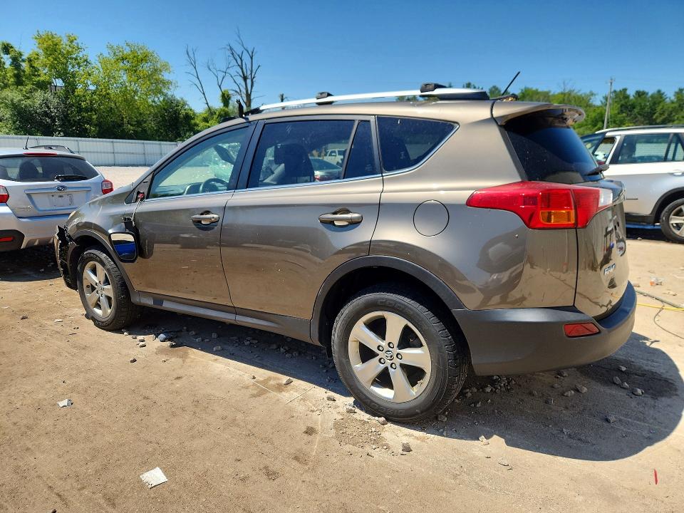 2015 Toyota Rav 4 VIN JTMRFREV0FD134054 COPART salvage auction — FRONT END, WI - JUNKED VEHICLE BILL OF SALE, sold $250 on 2026-07-27 (photo 2)