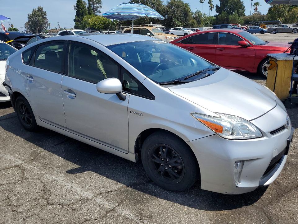 2014 Toyota Prius VIN JTDKN3DU8E1775754 COPART salvage auction — REAR END, Ca - Cert Of Title-Salvaged, sold $1,150 on 2026-07-31 (photo 4)