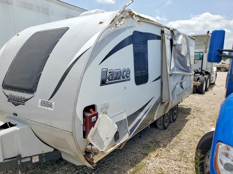 2018 Lancia VIN 56YTT1929JL322327 COPART salvage auction — SIDE, Tx - Salvage Vehicle Title, sold $550 on 2026-09-10 (photo 9)