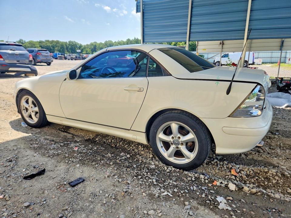 2004 Mercedes-benz Slk-class VIN WDBKK65F84F300485 COPART salvage auction — REAR END, GA - CERT OF TITLE-SALVAGE (P), sold $200 on 2026-07-21 (photo 2)
