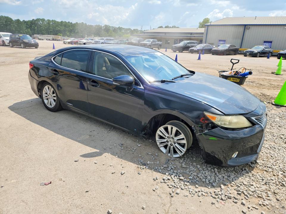 2013 Lexus ES VIN JTHBW1GG1D2007029 COPART salvage auction — FRONT END, Salvage Title, sold $15 on 2026-07-31 (photo 4)