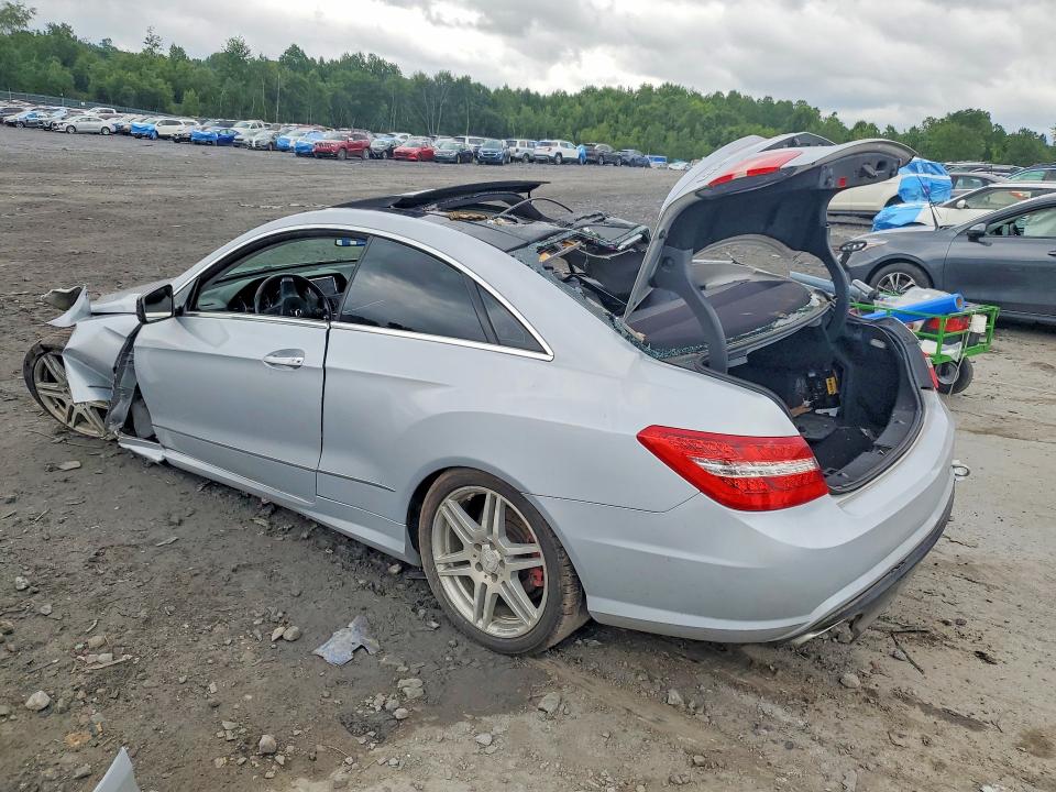 2010 Mercedes-benz E-klasse VIN WDDKJ7CB6AF037893 COPART salvage auction — ALL OVER, PA - CERT OF SALV-R=RECONSTRUCTED, sold $90 on 2026-08-12 (photo 2)
