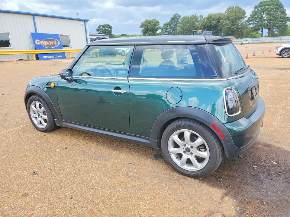 2007 Mini Cooper VIN WMWMF33577TT51325 COPART salvage auction — FRONT END, TX - SALVAGE VEHICLE TITLE (P), sold $150 on 2026-07-13 (photo 2)