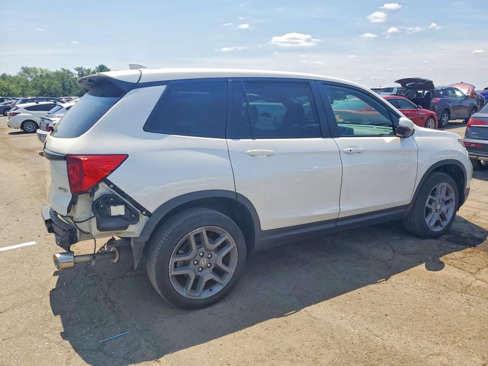 2023 Honda Passport VIN 5FNYF8H54PB024152 COPART salvage auction — REAR END, Pa - Certificate Of Salvage, sold $10,600 on 2026-08-21 (photo 3)