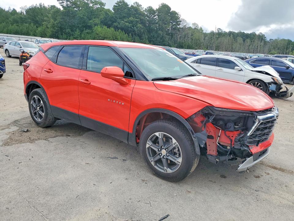 2025 Chevrolet Blazer VIN 3GNKBCR40SS188564 COPART salvage auction — FRONT END, Mt - Certificate Of Title, sold $7,300 on 2026-07-27 (photo 4)