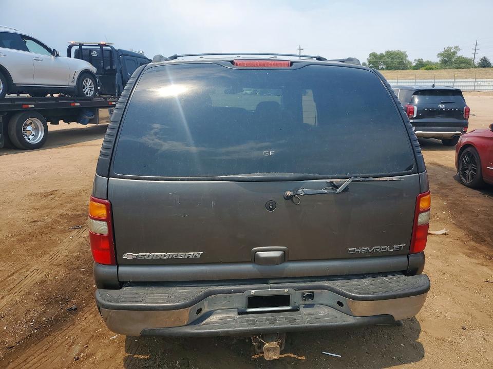 2002 Chevrolet Suburban VIN 3GNFK16Z32G257661 COPART salvage auction — SIDE, Co - Salvage Title, sold $275 on 2026-08-03 (photo 6)