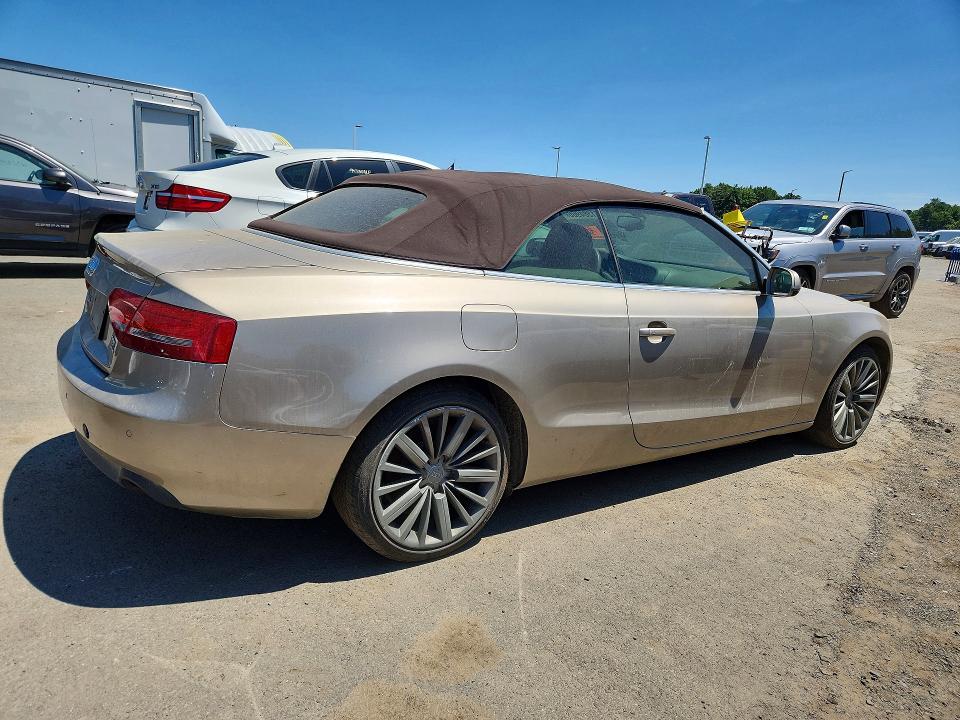 2011 Audi A5 VIN WAULFAFH7BN010722 COPART salvage auction — MINOR DENT/SCRATCHES, VT - CERT OF TITLE-REBUILT VEHICLE, sold $475 on 2026-07-23 (photo 3)