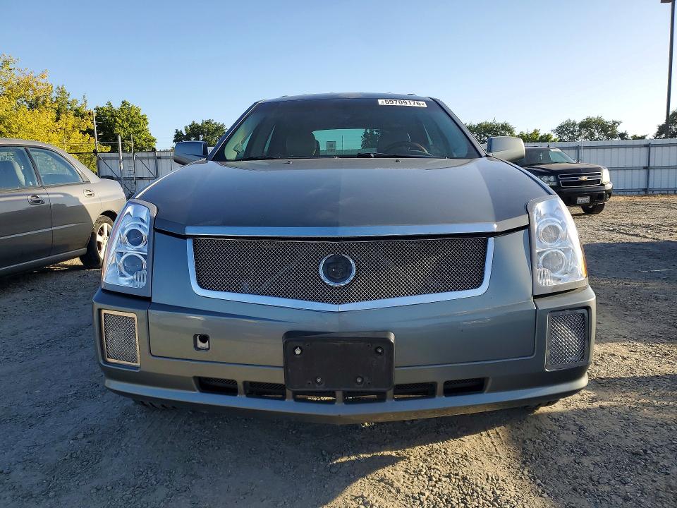 2004 Cadillac Srx VIN 1GYEE63A440142530 COPART salvage auction — MECHANICAL, Ca - Dis/Dlr/Exp Only Clean Title, sold $100 on 2026-07-21 (photo 5)
