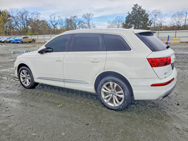 2018 Audi Q7 VIN WA1LAAF7XJD034262 COPART salvage auction — BURN, Sc - Certificate Of Title, sold $550 on 2026-07-29 (photo 2)
