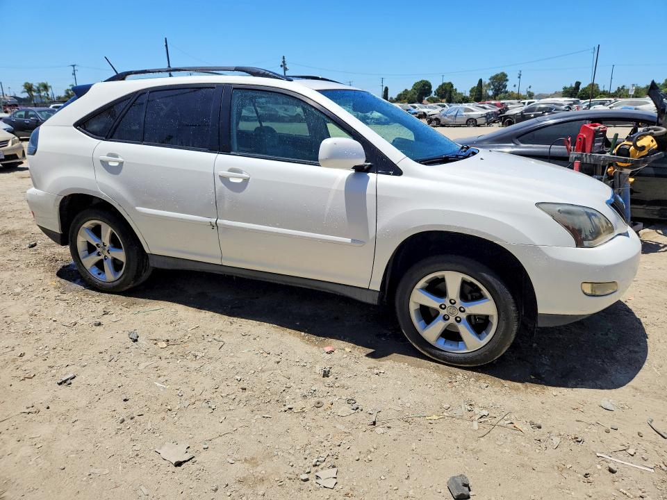 2004 Lexus Rx 330 VIN JTJGA31U540043119 COPART salvage auction — MINOR DENT/SCRATCHES, CA - DIS/DLR/EXP ONLY CLEAN TITLE, sold $1,450 on 2026-07-13 (photo 4)