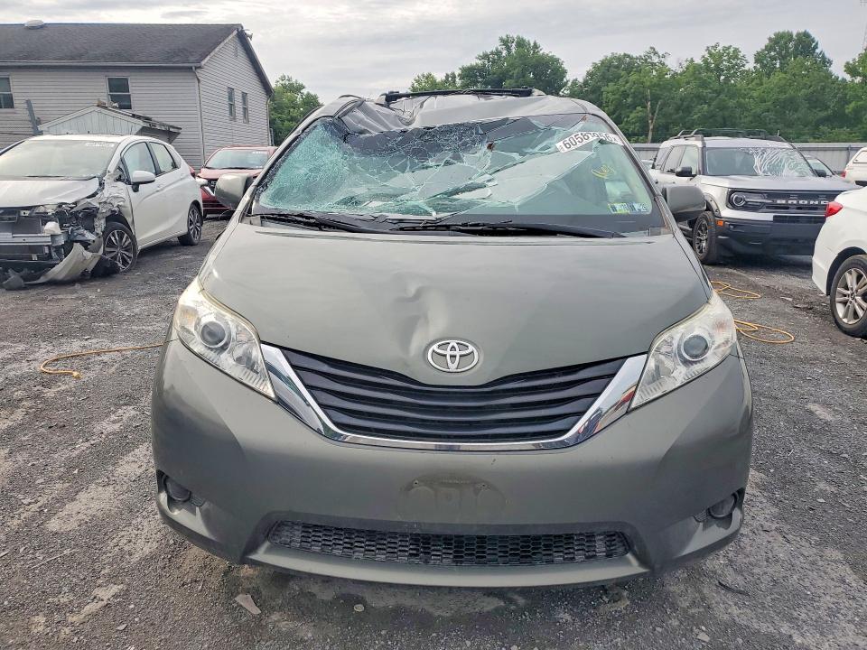 2013 Toyota Sienna VIN 5TDKK3DCXDS306506 COPART salvage auction — ALL OVER, PA - CERTIFICATE OF SALVAGE, sold $1,700 on 2026-07-23 (photo 5)