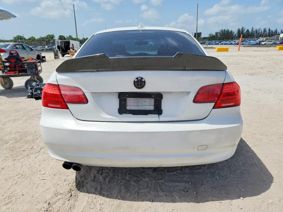 2013 BMW 3er VIN WBAKE5C59DJ107334 COPART salvage auction — MINOR DENT/SCRATCHES, Fl - Certificate Of Title, sold $325 on 2026-07-21 (photo 6)