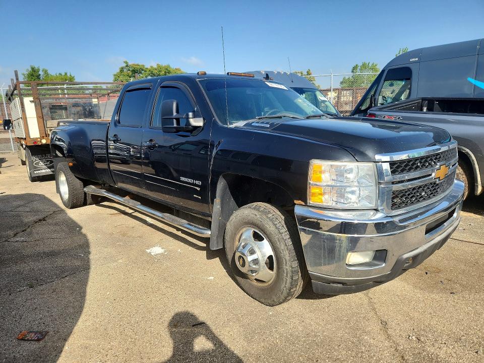 2013 Chevrolet Silverado VIN 1GC4K1C89DF184604 COPART salvage auction — MINOR DENT/SCRATCHES, Oh - Certificate Of Title (P), sold $6,600 on 2026-07-27 (photo 4)