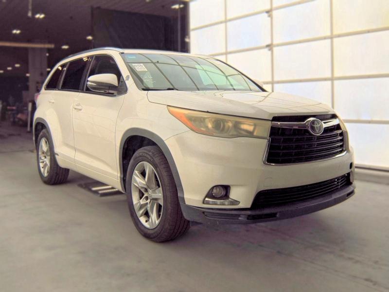 2015 Toyota Highlander VIN 5TDYKRFH9FS097073 COPART salvage auction — MINOR DENT/SCRATCHES, Fl - Certificate Of Title (P), sold $7,900 on 2026-07-28 (photo 1)