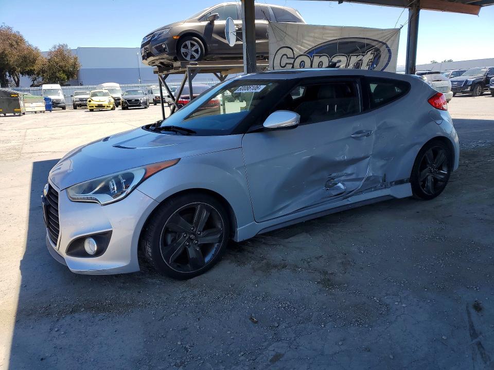 2015 Hyundai Veloster VIN KMHTC6AEXFU225153 COPART salvage auction — SIDE, Mt - Dis/Dlr/Exp Only Clean Title, sold $30 on 2026-07-28 (photo 1)