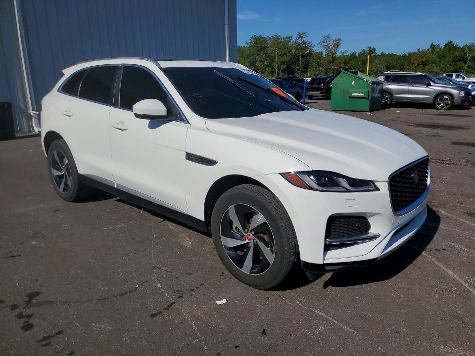 2022 Jaguar F-pace VIN SADCJ2EX7NA692114 COPART salvage auction — MINOR DENT/SCRATCHES, Fl - Certificate Of Title (P), sold $11,200 on 2026-08-03 (photo 4)