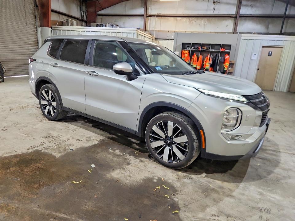 2025 Mitsubishi Outlander VIN JA4J4VA86SZ037167 COPART salvage auction — SIDE, Ma - Certificate Of Title, sold $15,000 on 2026-07-20 (photo 4)
