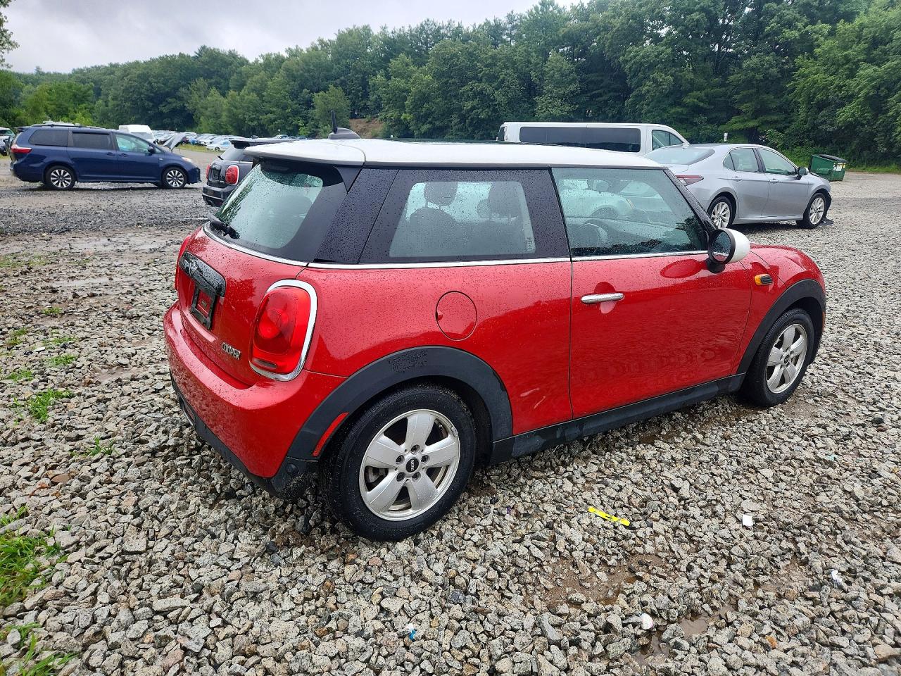 2016 Mini Cooper VIN WMWXP5C59G3B76018 COPART salvage auction — Minor Dent/Scratches, NY - CERTIFICATE OF TITLE, sold $2,800 on 2026-09-15 (photo 3)