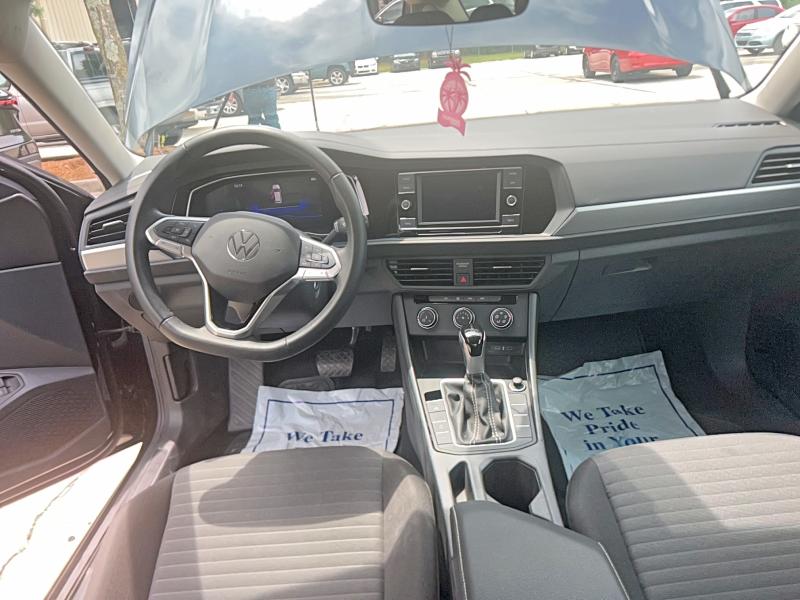 2024 Volkswagen Jetta VIN 3VW5M7BU9RM103556 COPART salvage auction — NORMAL WEAR, Al - Certificate Of Title (P), sold $8,300 on 2026-08-03 (photo 9)