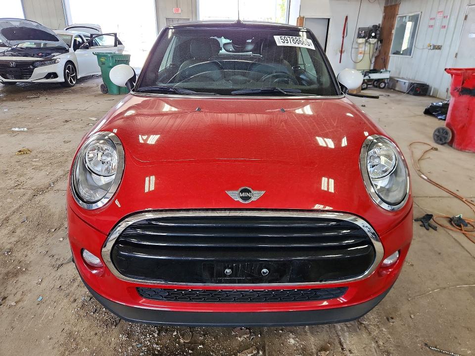 2018 Mini Cooper VIN WMWWG5C51J3D01273 COPART salvage auction — MECHANICAL, Wi - Certificate Of Title, sold $5,900 on 2026-08-10 (photo 5)