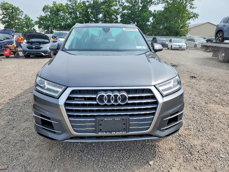 2018 Audi Q7 VIN WA1LAAF78JD051917 COPART salvage auction — NORMAL WEAR, NY - CERTIFICATE OF TITLE, sold $6,900 on 2026-08-05 (photo 5)