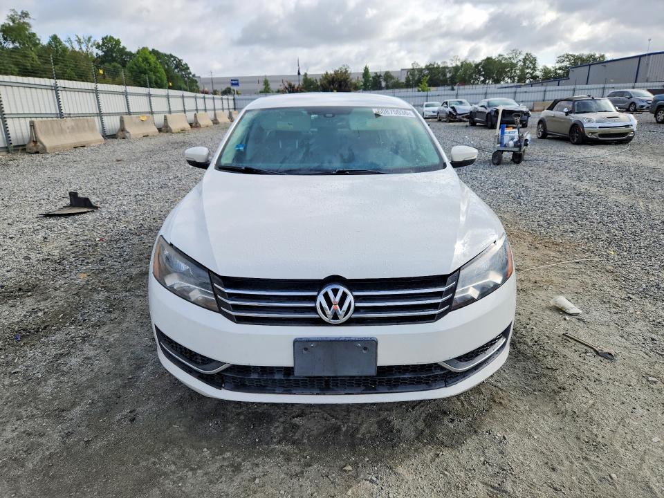 2014 Volkswagen Passat VIN 1VWAP7A32EC010324 COPART salvage auction — REAR END, Sc - Cert Of Title-Salvage, sold $850 on 2026-09-09 (photo 5)