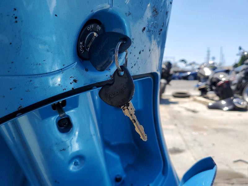 2007 Vespa Lx VIN ZAPM448F075008620 COPART salvage auction — ALL OVER, Ca - Salvage Certificate, sold $175 on 2026-08-20 (photo 8)