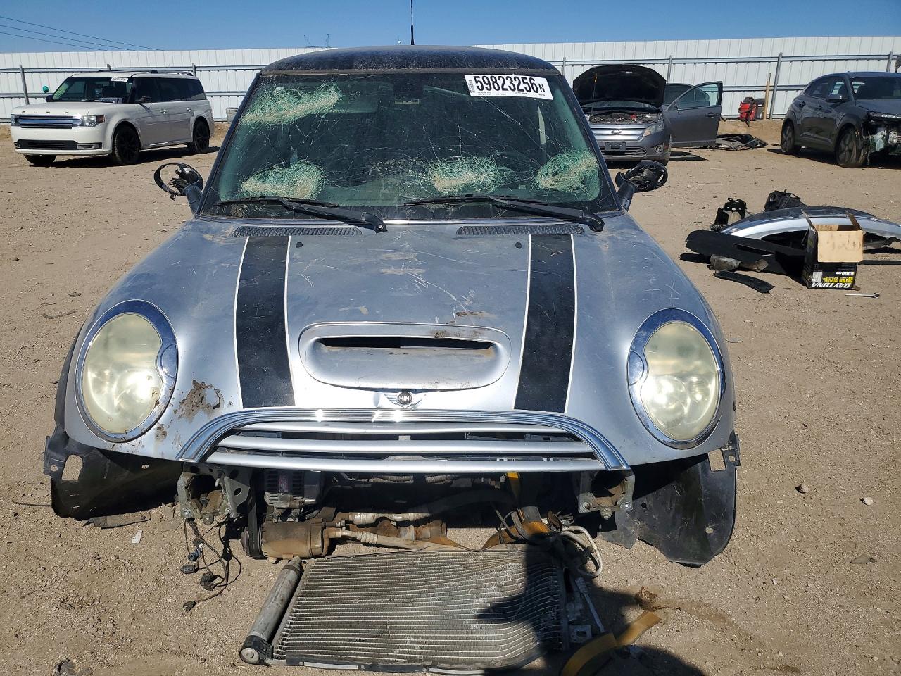 2004 Mini Cooper VIN WMWRE33424TD76468 COPART salvage auction — Front End, CA - ACQ BOS - POST SALE - SALVAGE, sold $175 on 2026-08-31 (photo 5)