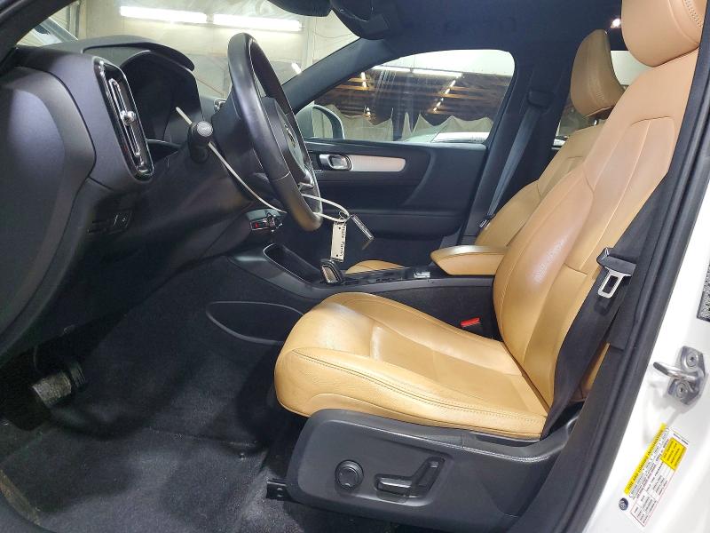 2019 Volvo Xc40 VIN YV4162XZ7K2019412 COPART salvage auction — FRONT END, TN - SALVAGE CERTIFICATE, sold $2,700 on 2026-09-01 (photo 7)