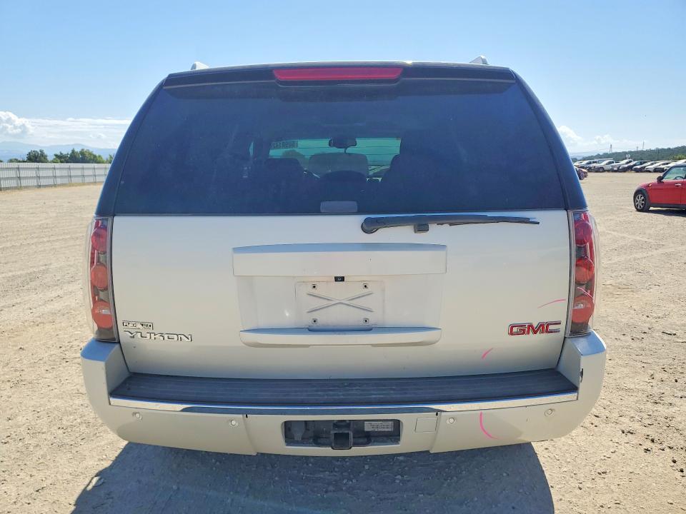 2011 Gmc Yukon VIN 1GKS2EEF3BR392262 COPART salvage auction — VANDALISM, Ca - Salvage Certificate, sold $675 on 2026-07-24 (photo 6)