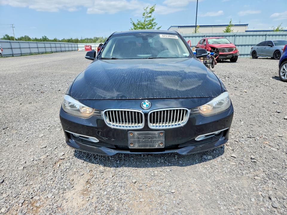 2014 BMW 3er VIN WBA3C3C54EF986115 COPART salvage auction — SIDE, On - Permit No Brand - Unfit, sold $3,350 on 2026-08-06 (photo 5)