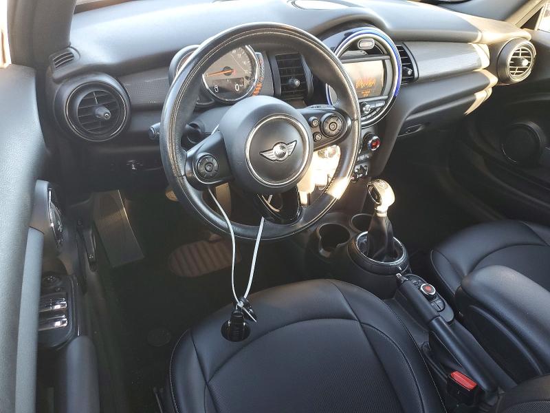 2016 Mini Cooper VIN WMWWG5C51G3C18905 COPART salvage auction — FRONT END, Salvage Title, sold $2,500 on 2026-08-11 (photo 8)