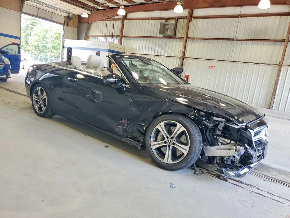 2018 Mercedes-benz E-klasse VIN WDD1K6FBXJF042545 COPART salvage auction — FRONT END, Va - Cert Of Title - Salvage, sold $9,100 on 2026-08-21 (photo 4)