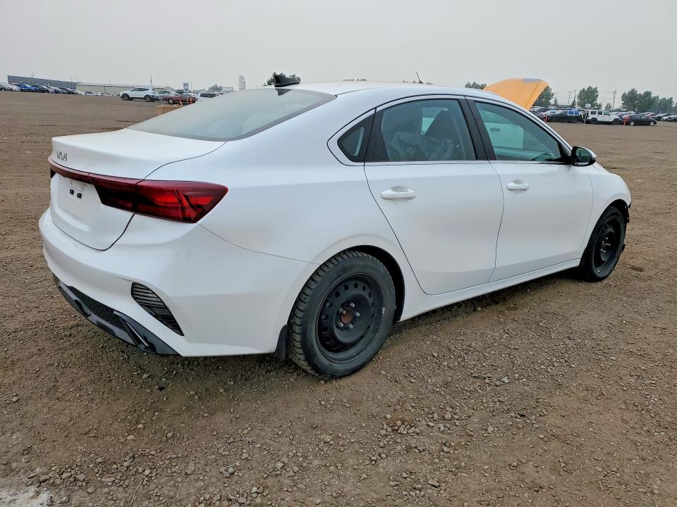 2024 Kia Forte VIN 3KPF34AD1RE785210 COPART salvage auction — FRONT END, Ab - Bos - Salvage, sold $2,600 on 2026-07-28 (photo 3)