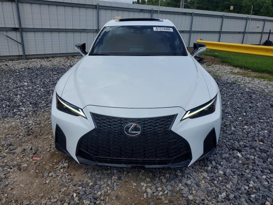 2023 Lexus VIN JTHGZ1B21P5068232 COPART salvage auction — VANDALISM, Tn - Salvage Certificate, sold $26,750 on 2026-08-25 (photo 5)
