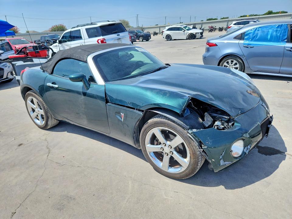 2008 Pontiac Solstice VIN 1G2MC35B38Y114208 COPART salvage auction — FRONT END, Tx - Salvage Vehicle Title, sold $975 on 2026-08-21 (photo 4)