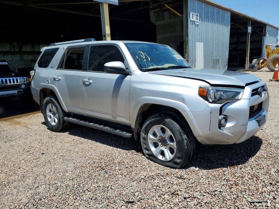 2021 Toyota 4runner VIN JTEMU5JR5M5933283 COPART salvage auction — VANDALISM, Fl - Certificate Of Destruction (P), sold $8,800 on 2026-07-29 (photo 4)