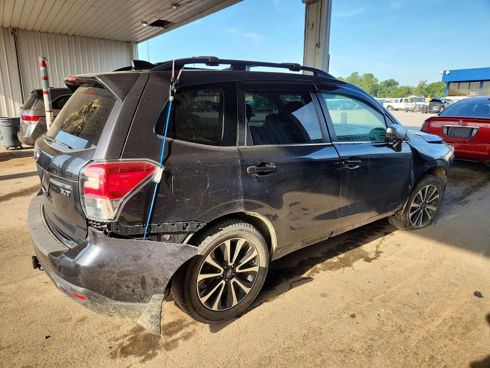 2018 Subaru Forester VIN JF2SJGWC5JH475616 COPART salvage auction — ALL OVER, Il - Certificate Of Title (P), sold $4,250 on 2026-07-27 (photo 3)
