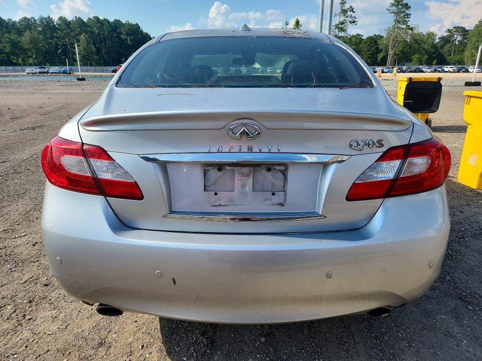 2014 Infiniti Q70 VIN JN1BY1AP4EM260553 COPART salvage auction — MINOR DENT/SCRATCHES, La - Certificate Of Title, sold $2,050 on 2026-07-31 (photo 6)