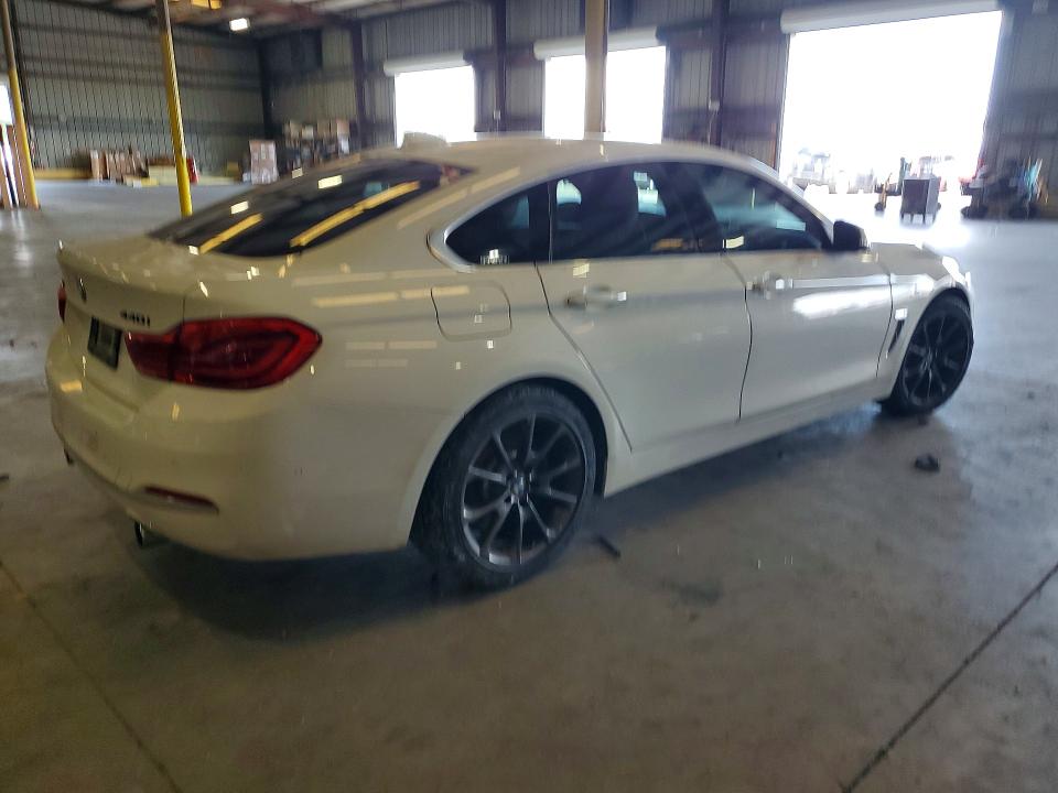 2018 BMW 4er VIN WBA4J7C58JBH14219 COPART salvage auction — WATER/FLOOD, FL - CERT OF TITLE-SLVG REBLD FLOOD, sold $925 on 2026-07-27 (photo 3)