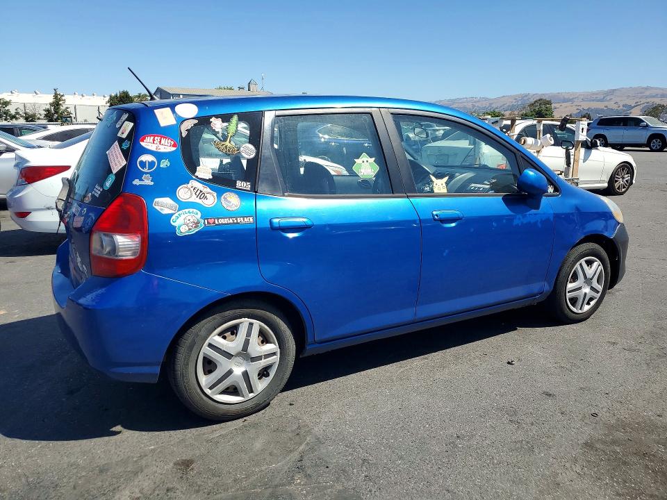 2007 Honda Fit VIN JHMGD38417S013963 COPART salvage auction — SIDE, CA - SALVAGE CERTIFICATE, sold $525 on 2026-07-14 (photo 3)