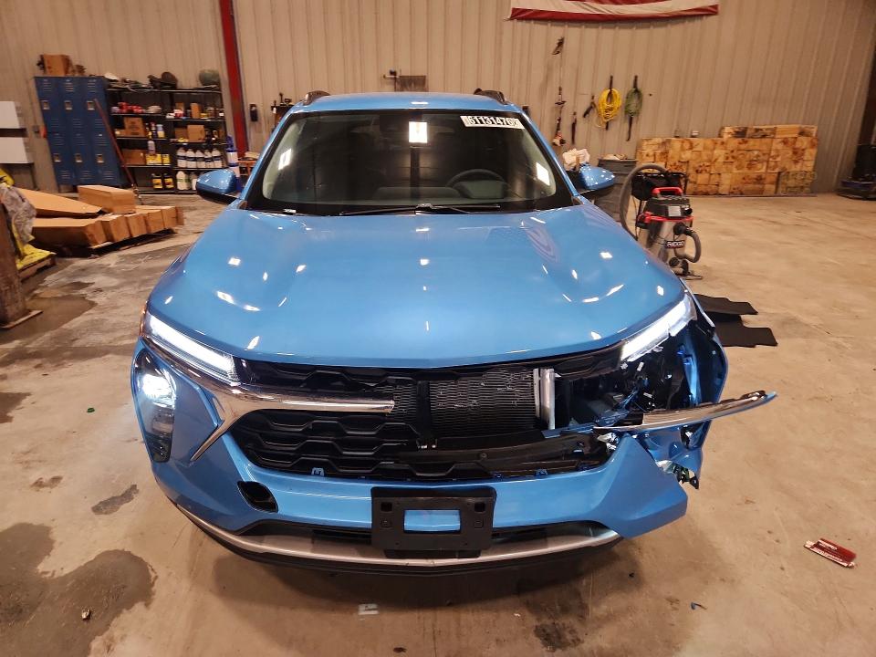 2026 Chevrolet Trax VIN KL77LHEP1TC160379 COPART salvage auction — FRONT END, WI - CERTIFICATE OF TITLE, sold $13,900 on 2026-07-27 (photo 5)