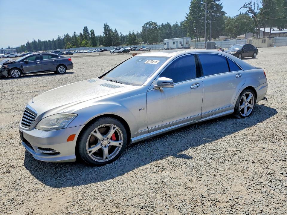 2011 Mercedes-benz S class VIN WDDNG9FB6BA384898 COPART salvage auction — MINOR DENT/SCRATCHES, MT - CERTIFICATE OF TITLE, sold $2,050 on 2026-08-11 (photo 1)